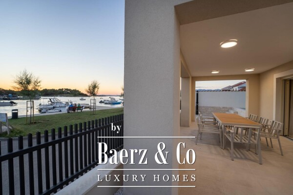 photo 11 Zadar, Nin, modern house with pool, first row by the sea