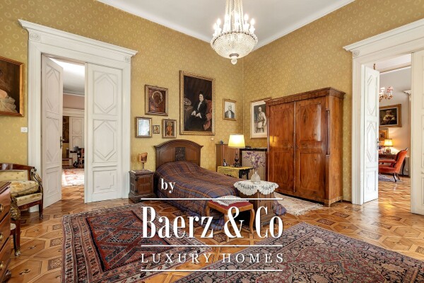 photo 13 Trieste – Prestigious Historic Apartment in the City Center