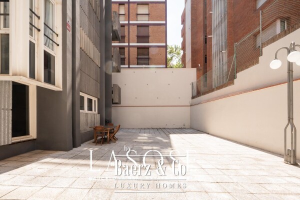 photo 23 Barcelona, Les Tres Torres