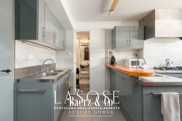 photo 32 Barcelona, Les Tres Torres