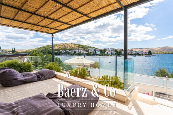 photo 17 Žaborić, beautiful three-bedroom apartment right on the beach, Net Usable Area 121.99 m²
