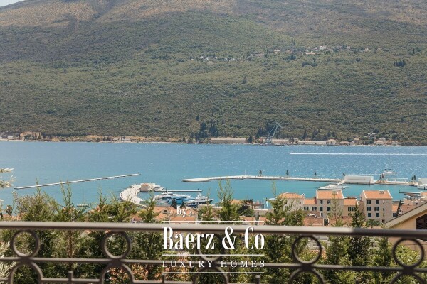 photo 5 Luxurious Apartment in Herceg Novi Municipality