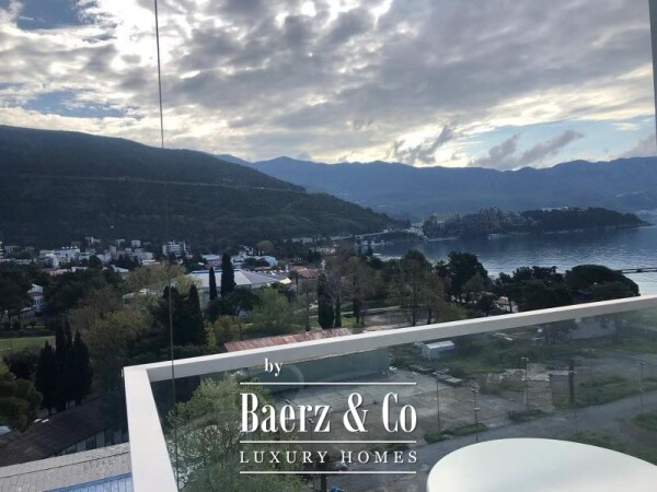 photo 3 Luxury Apartment in Budva Center with a Sea View