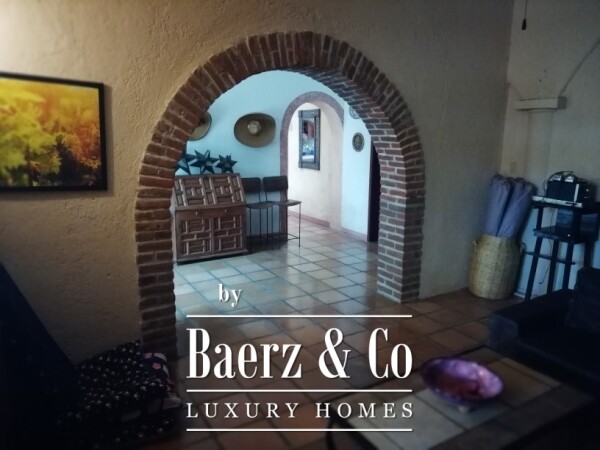 photo 40 Street 18 x 33 Izamal 