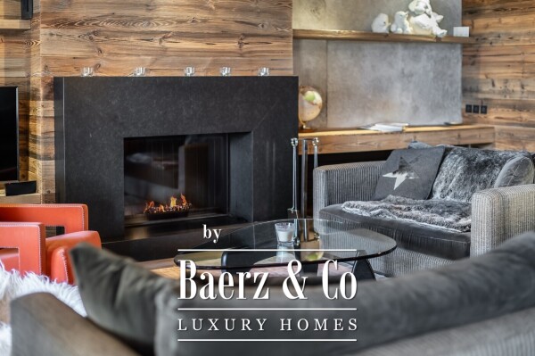 photo 2 4-bedroom-apartment - Heart of the Vieux Village