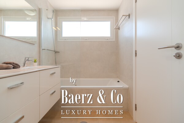 photo 21 Wonderfull villa in gated community Playa Paraíso, Tenerife