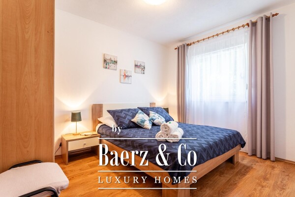 photo 14 Čiovo, Okrug Gornji, furnished house with four apartments and outdoor kitchen, 3rd row from the sea