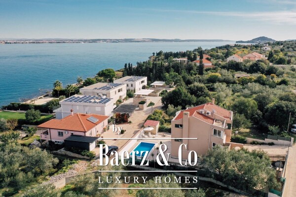 photo 2 Island of Ugljan, Sutomišćica, house with swimming pool and sea view