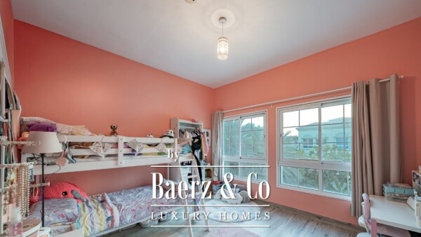 photo 11 Luxury 4-Bedroom Villa with Private Pool in Jumeirah Village Triangle