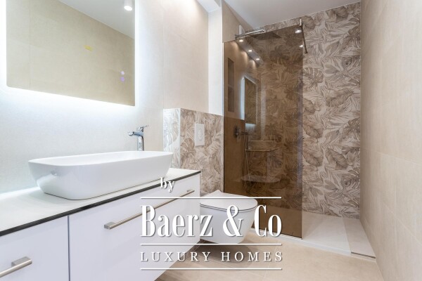 photo 13 Promajna, luxurious semi-detached house with a sea view, close to the center and the beach