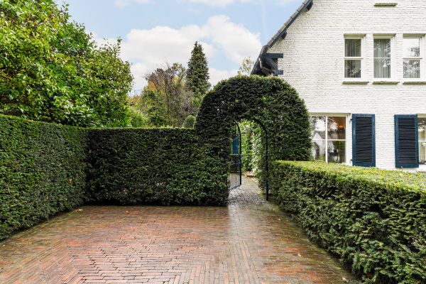 photo 8 van Brederodelaan 5