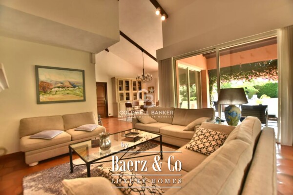 photo 5 Beautiful Provençal villa at the foot of the village of Valbonne