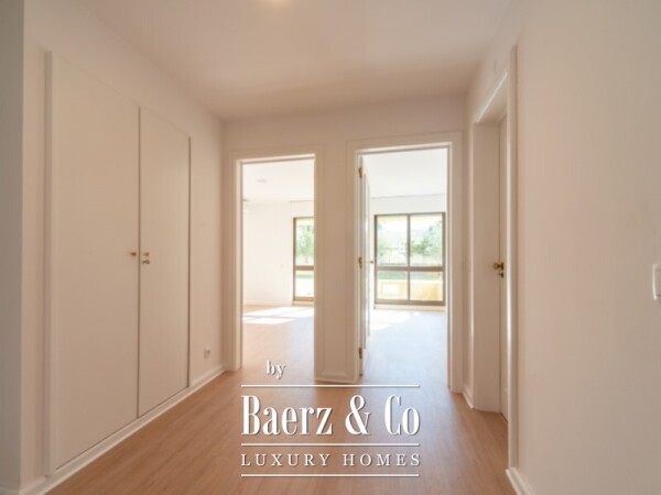 photo 11 T3 with large balconies in condominium with swimming pool