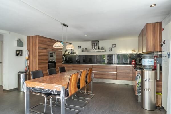 photo 59 Kapelstraat 12 14