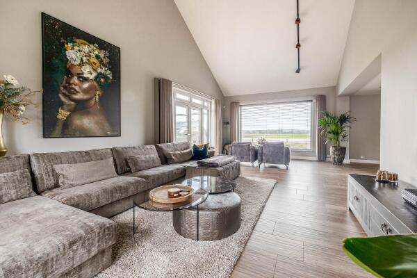 photo 12 Parallelweg 2