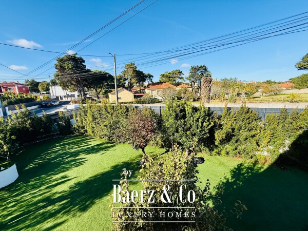 photo 4 4 bedroom house with heated swiming pool garden and garage in Sintra