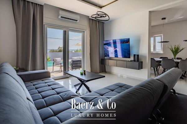 photo 2 Zadar, Maslenica, luxury villa by the sea