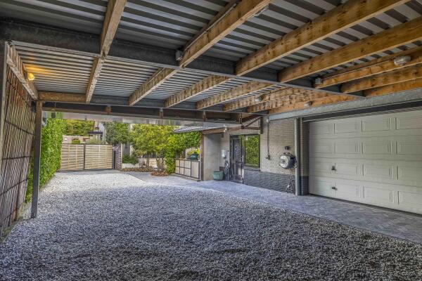 photo 54 Parallelweg-Zuid 15