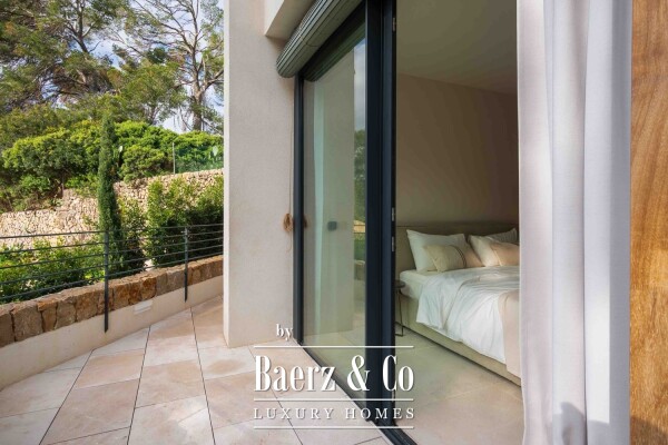 photo 22 Apartment in Cala Major with sea views and a pool