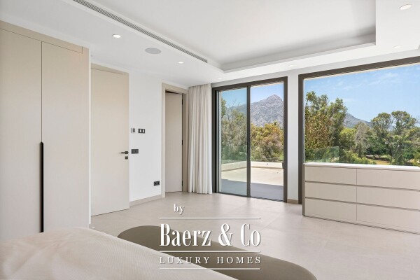 photo 19 Villa - Nueva Andalucia - Marbella - Ref: 8682