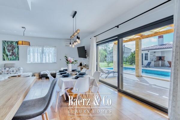 photo 23 Pula, Veli Vrh - beautiful detached house with pool and garage, 225 m² - spacious garden