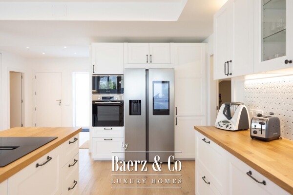 photo 11 Contemporary Elegance, Absolute Light and an Exclusive Lifestyle