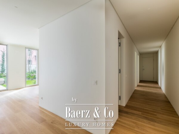 photo 7 Excellent 2 bedrooms en-suite apartment with parking space and storage in Amoreiras