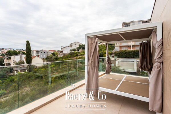 photo 7 Okrug Gornji, modern villa near the beach