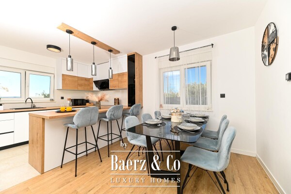 photo 7 Kaštela, newly built house with swimming pool and sea view