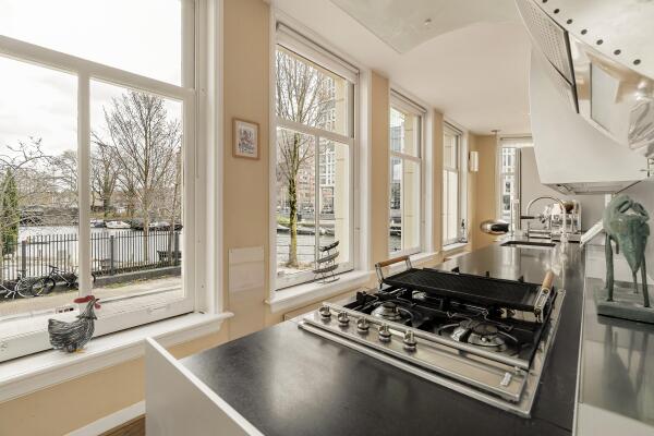 photo 17 Prof. Tulpstraat 42