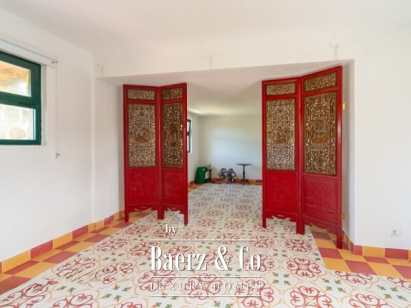 photo 25 Single storey 3 bedroom villa with swimming pool, tennis court and plot of 5,320 sqm in Fontanelas, Sintra