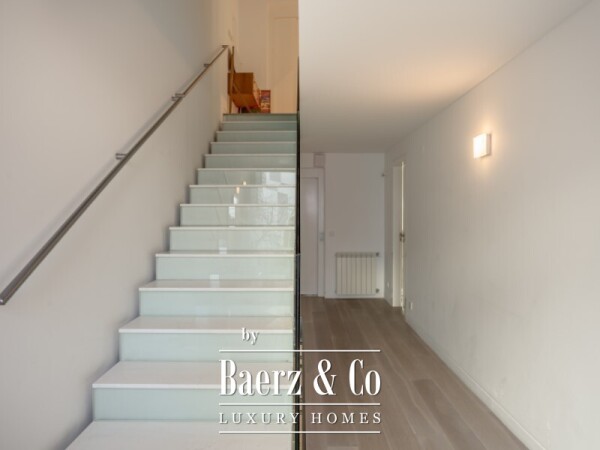 photo 8 House 4 Bedrooms + 3 Sale Lisboa