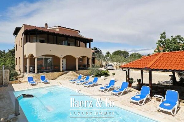 photo 2 Zadar, Privlaka, beautiful villa with great potential