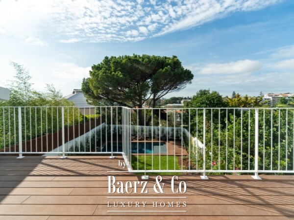 photo 1 House T4 +1 in Monte Estoril
