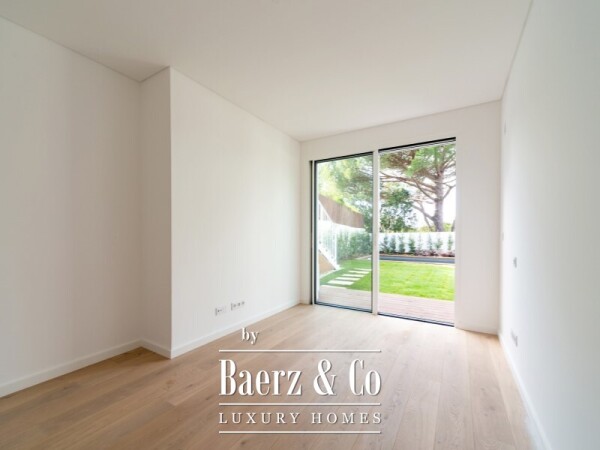 photo 29 House T4 +1 in Monte Estoril