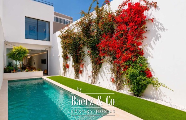 photo 2 EXCLUSIVE RENOVATED HOUSE WITH PATIO, SWIMMING POOL AND TERRACES IN THE HEART OF CIUTADELLA DE MENORCA