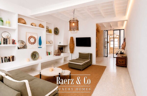 photo 4 EXCLUSIVE RENOVATED HOUSE WITH PATIO, SWIMMING POOL AND TERRACES IN THE HEART OF CIUTADELLA DE MENORCA