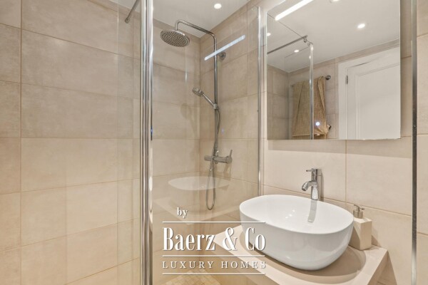 photo 12 Spacious and Comfortable Double Apartment in Camp de Mar