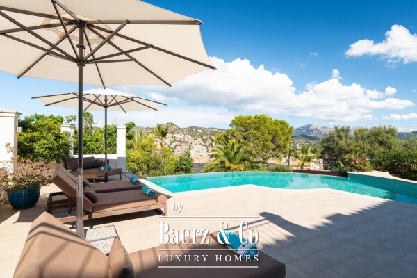 photo 3 Mediterranean Villa with breathtaking sea views on La Mola