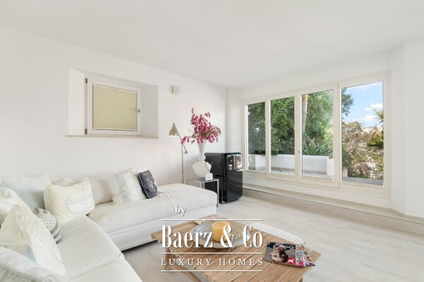 photo 7 Mediterranean Villa with breathtaking sea views on La Mola