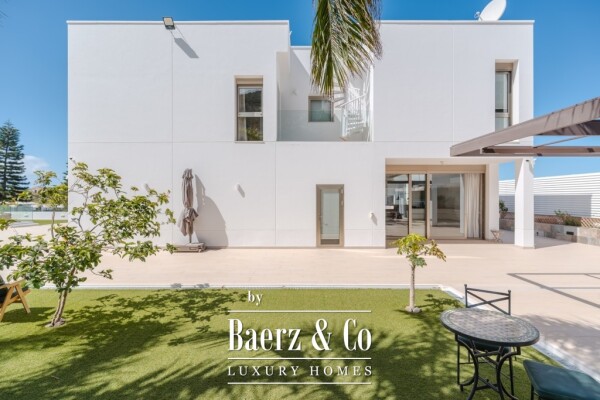 photo 17 VERY SPACIOUS 5 BEDROOM VILLA IN ROQUE DEL CONDE