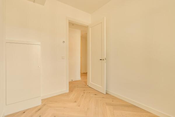 photo 30 Tweede Helmersstraat 8 2
