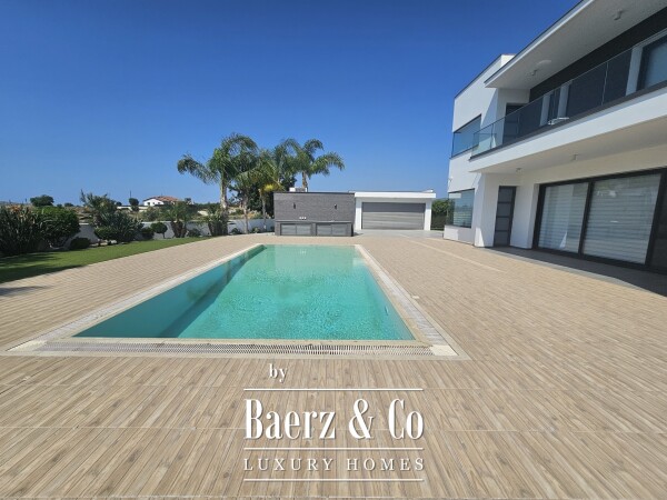 photo 9 330 sq.m. Designer Villa on 2,200 sq.m. Plot with Privacy, Views & Investment Appeal