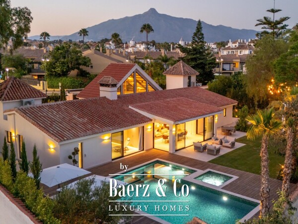 photo 10 Villa - Puerto Banus - Marbella - Ref: 8730