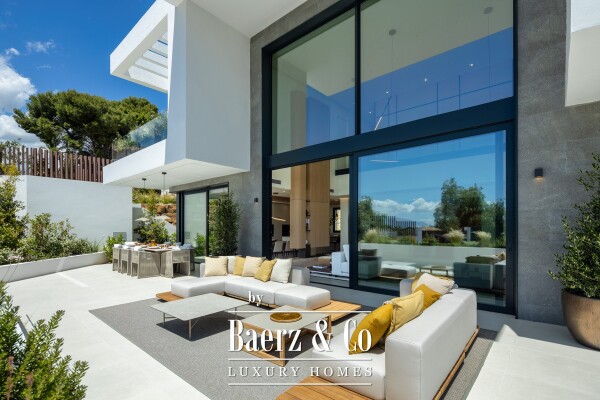 photo 5 Villa - Marbella East - Ref: 8731