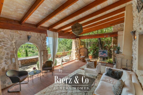 photo 3 Rustic finca with character, open views and pool
