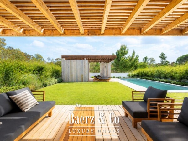 photo 2 5 Bedroom Villa with Garden and Swimming Pool in Comporta