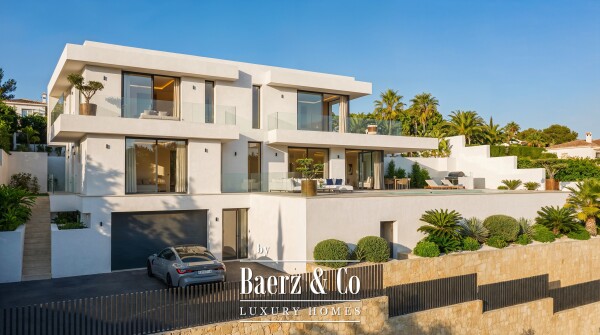 photo 2 Moderne nieuwbouwvilla met uitzicht op de bergen in Calpe