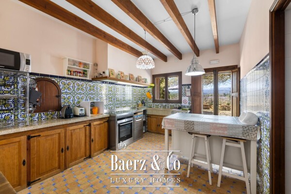 photo 7 Wine estate with holiday rental licence in Binissalem