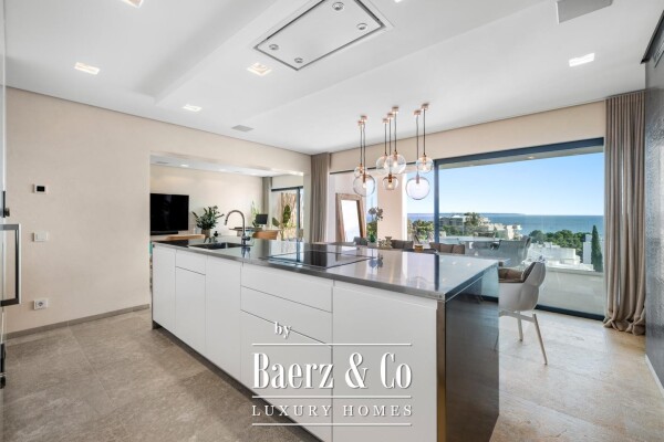 photo 8 Luxury Apartment with Sea Views in Portals Nous